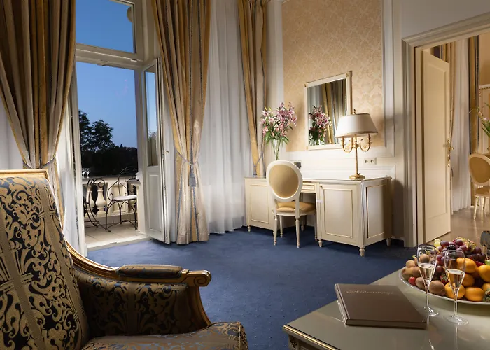 Hotel Savoy Westend 5*