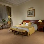 Savoy Westend מלון קרלובי וארי
