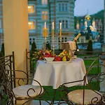 Hotel Savoy Westend 5*