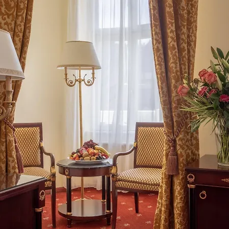 Savoy Westend 5*