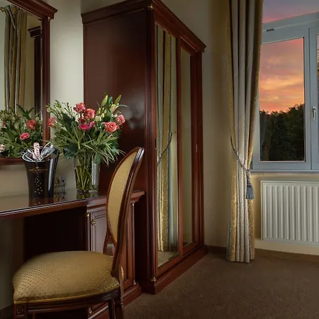 Savoy Westend Hotel Karlsbad