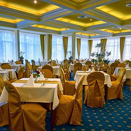 Hotel Savoy Westend 5*