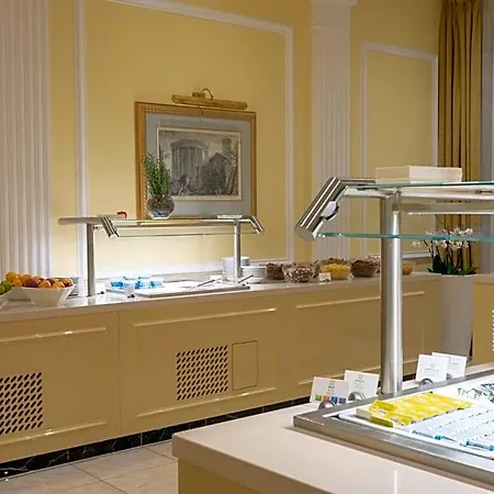 Hotel Savoy Westend 5*