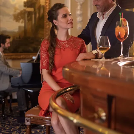 Savoy Westend Hotel