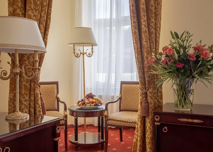 Savoy Westend 5*