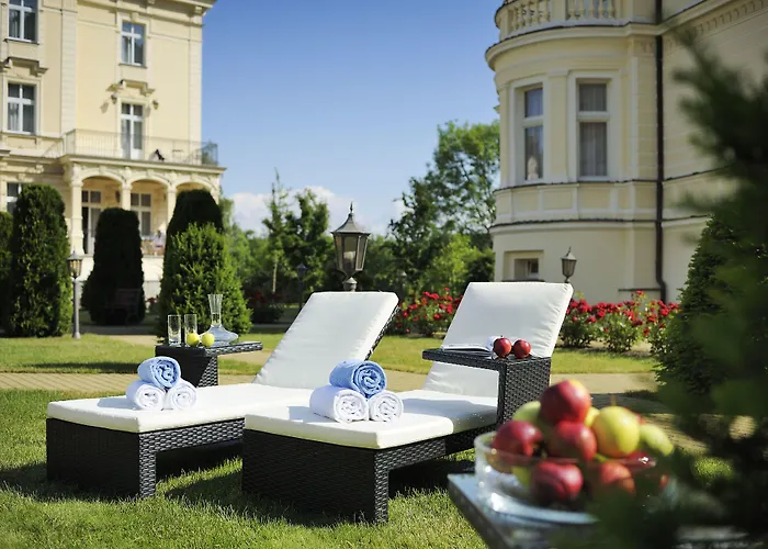 Savoy Westend Hotell