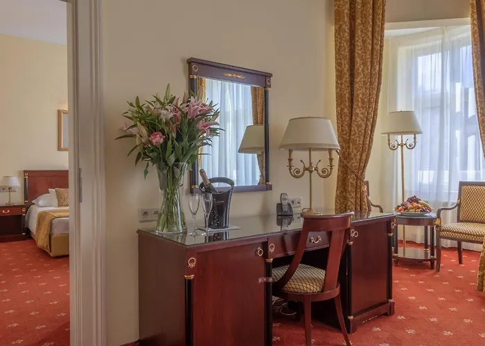 فندق Savoy Westend